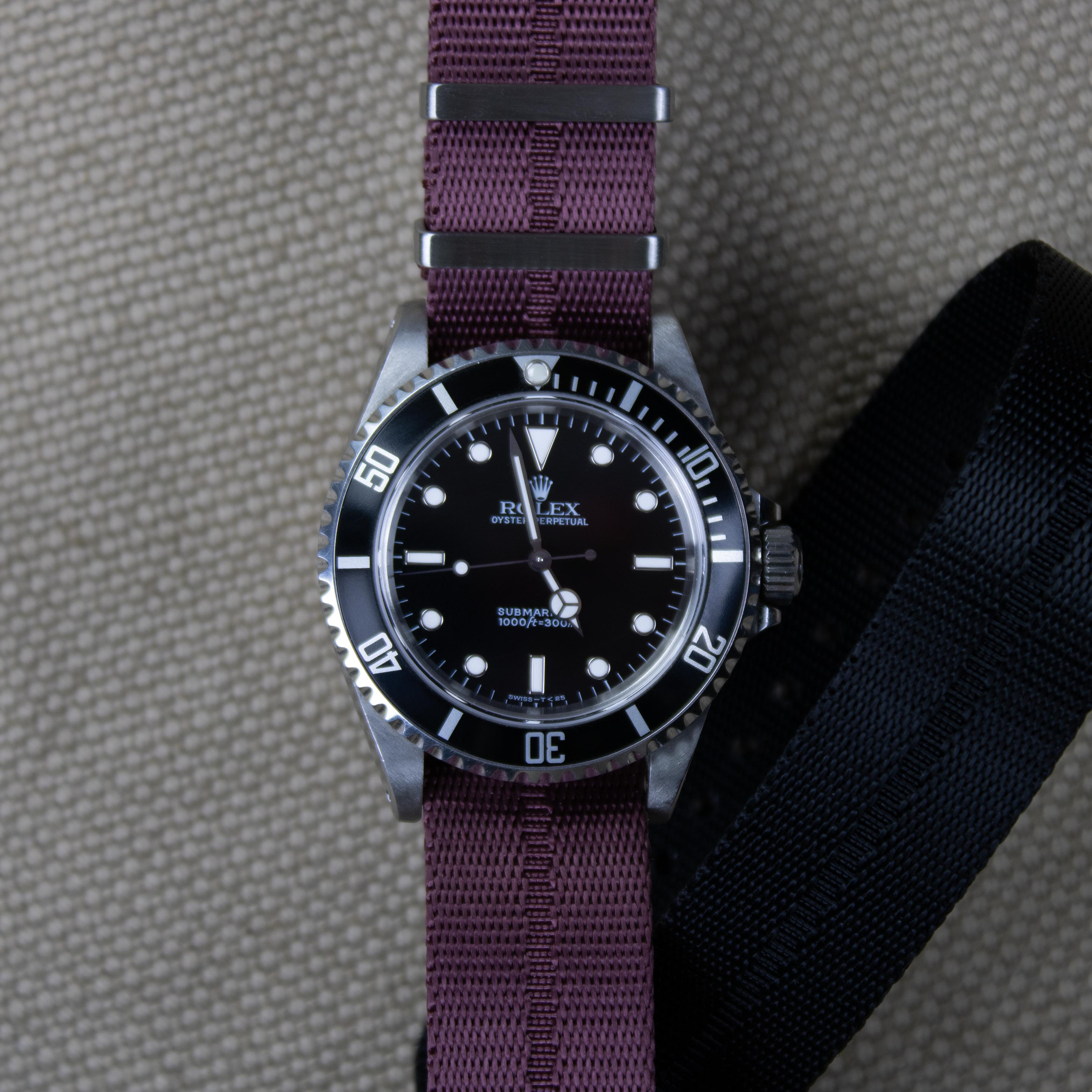 Adjustable watch strap burgundy