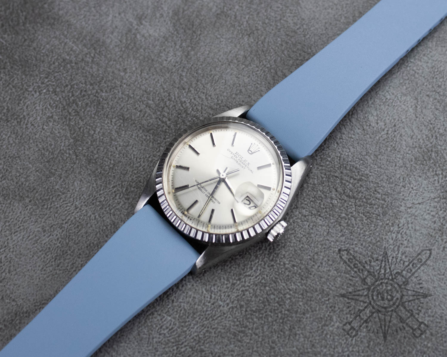 Blue rubber watch strap
